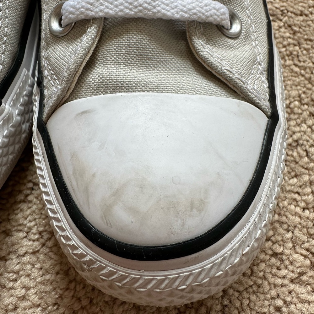 Converse All-Star Off-White Canvas Shoes in Excellent Condition Fun & Comfy! - Picture 2 of 11